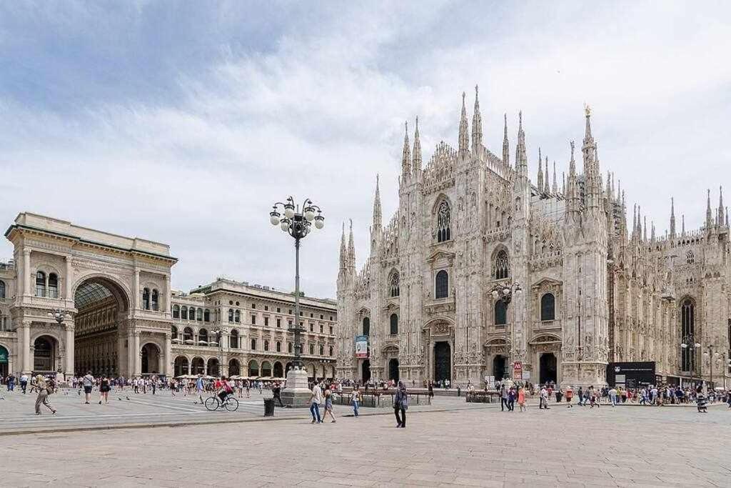 Brera Area Lovely Apt Close To Piazza Duomo มิลาน ภายนอก รูปภาพ